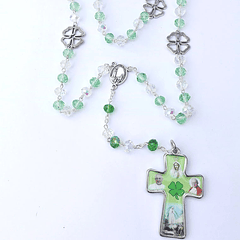 Rosario de trébol de la suerte