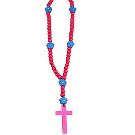 Terço de madeira com flores