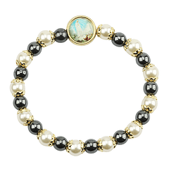Bracelet avec perles crème et noires