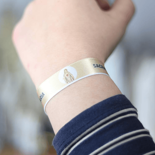 Bracelet en tissu Sacré-Cœur de Marie 3