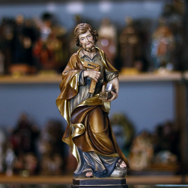 Wood statue of Saint Joseph 2