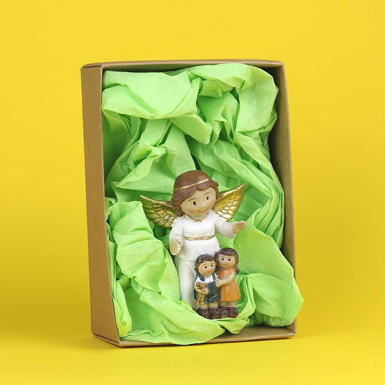 Angelito con niños 2