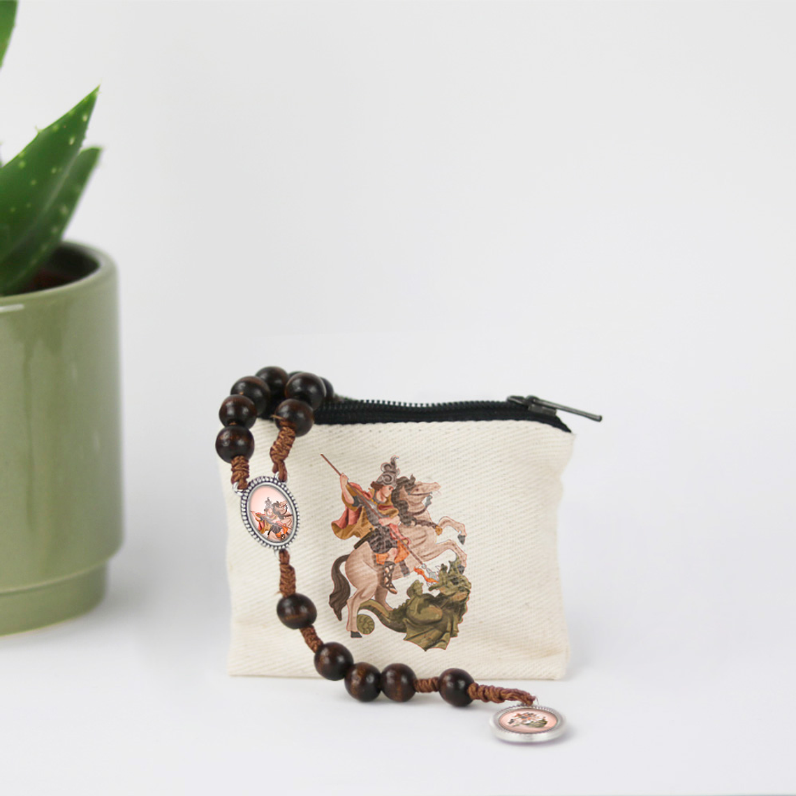 Wallet and Rosary of Saint George 4