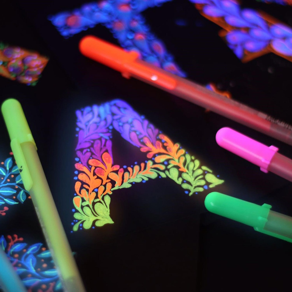 Lápiz de Gel Sakura Gelly Roll Moonlight 06 8