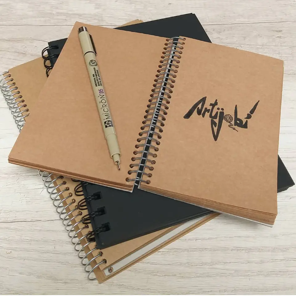 Cuaderno Papel Kraft 100 Hjs. 90 gr 1/4 oficio 1
