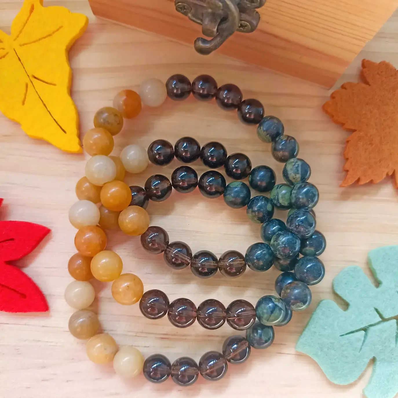 Pulseira com pedras de Quartzo Fumado, Jade Amarela e Calcite 1