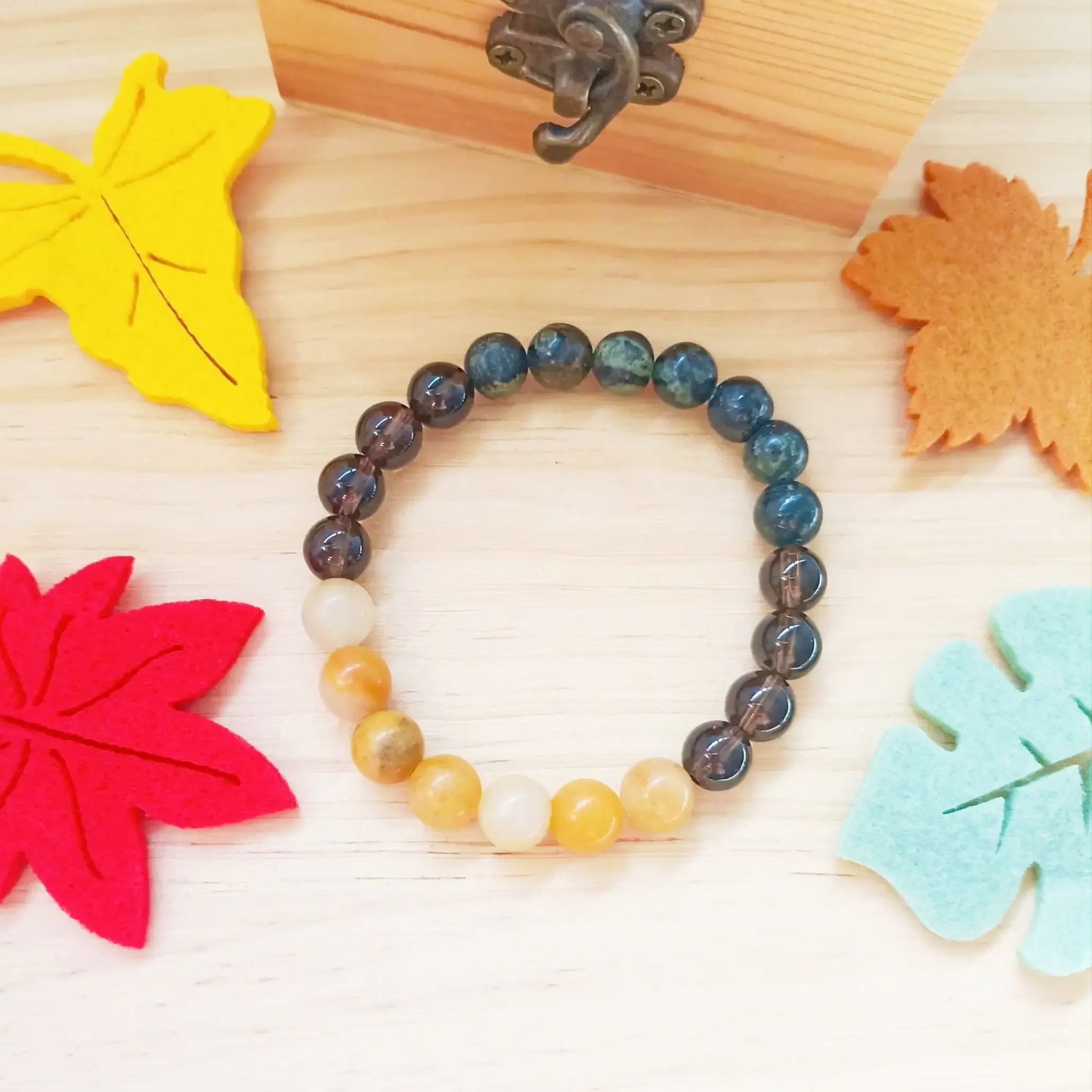 Pulseira com pedras de Quartzo Fumado, Jade Amarela e Calcite 2