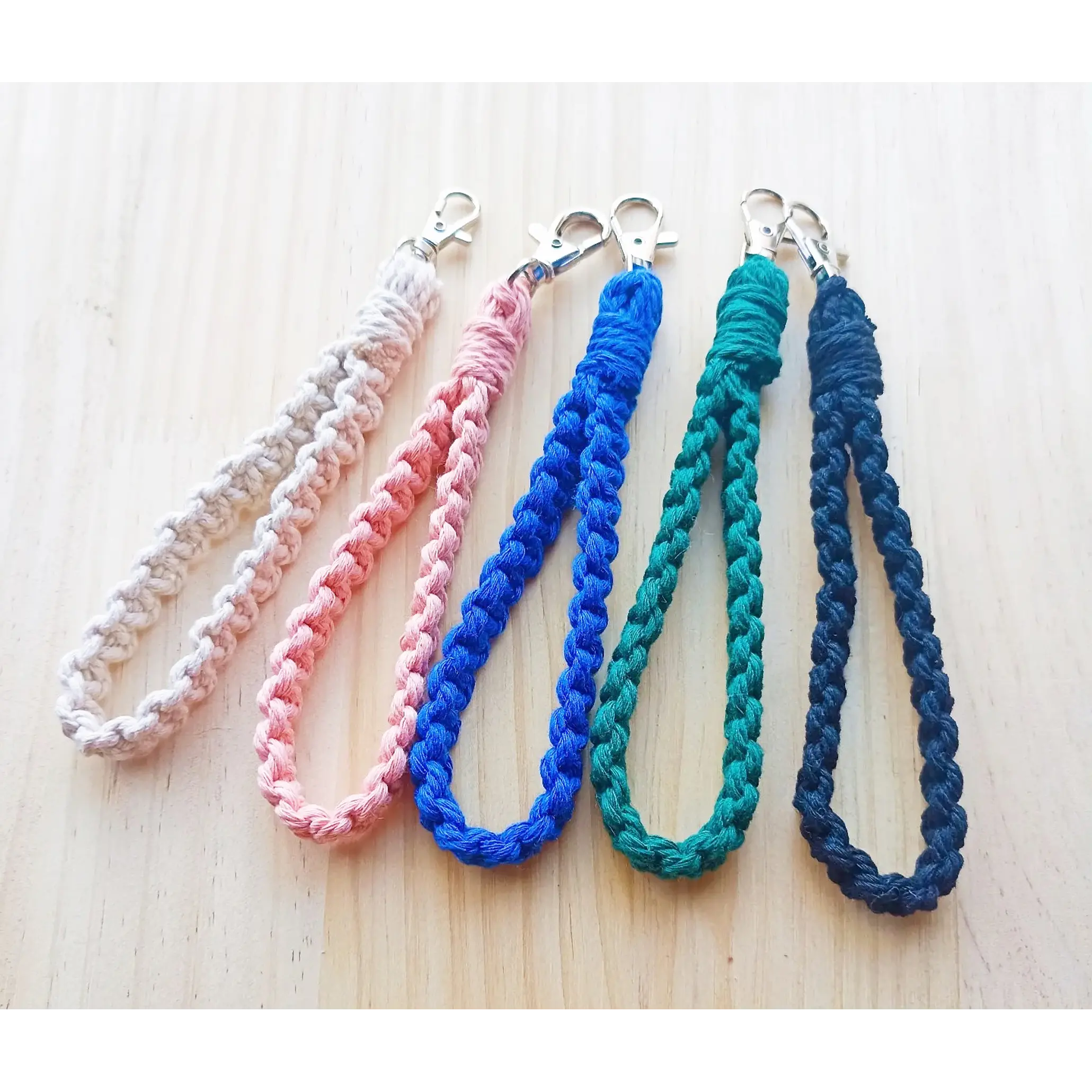 Porta-chaves/Wristlet macramé 1