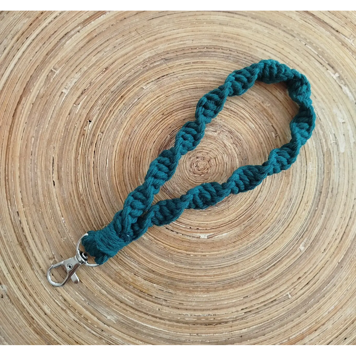Porta-chaves/Wristlet macramé torcido 2