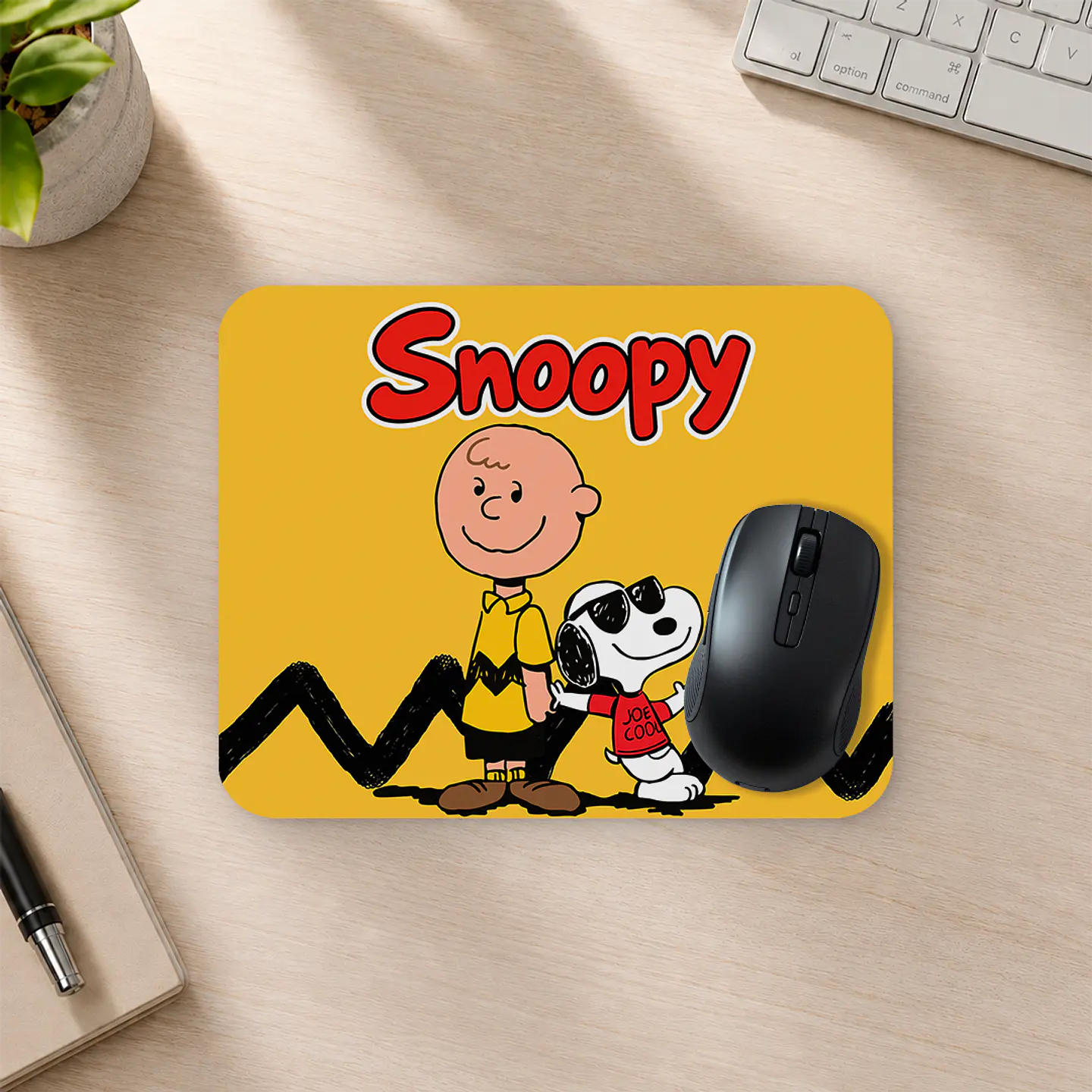 Mousepad 20x24 cm - Diseño Snoopy y Charlie Fondo Amarillo 2