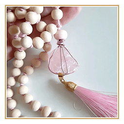 Japamala avec 108 perles en bois et perles en céramique et quartz rose