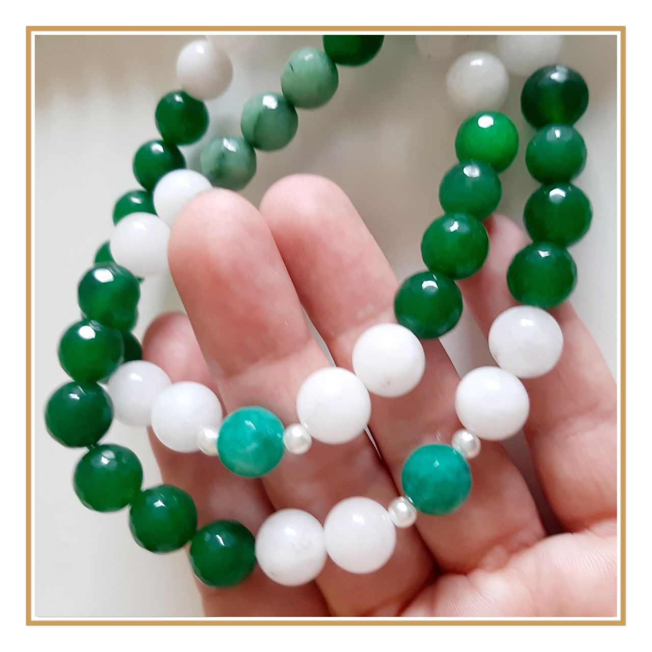 Japamala avec 108 perles de jade et de quartz vert et de quartz blanc