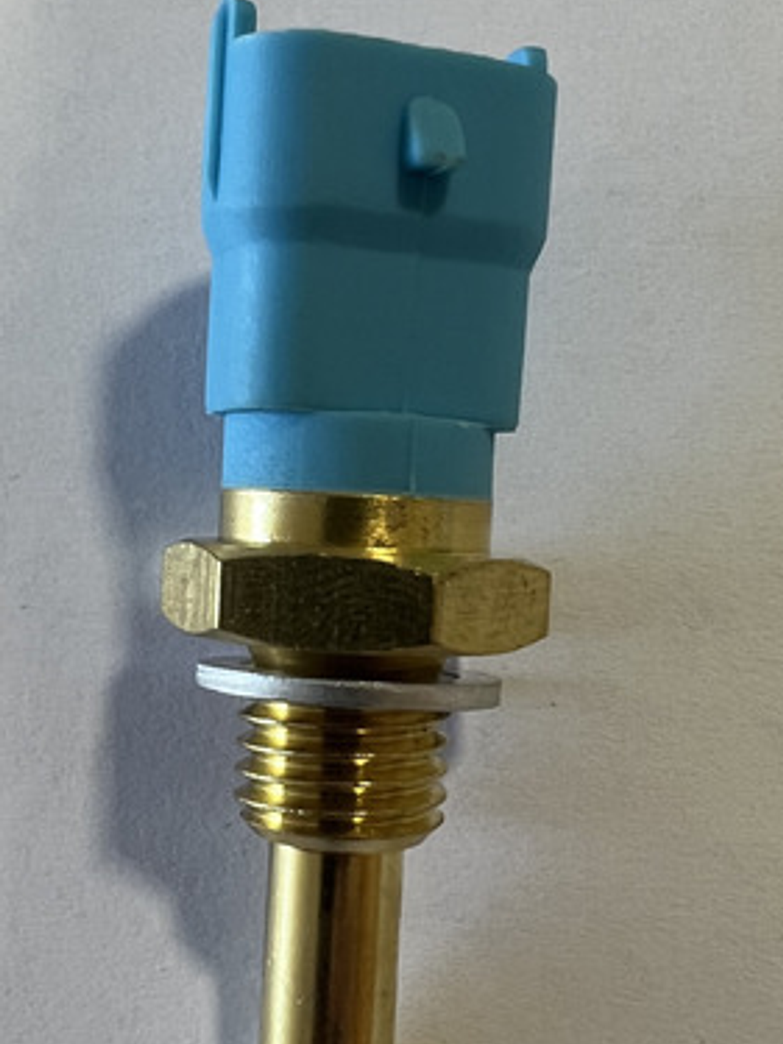Sensor De Temperatura Agua Mahindra 2.2 2.5 2.6 Garantia 3