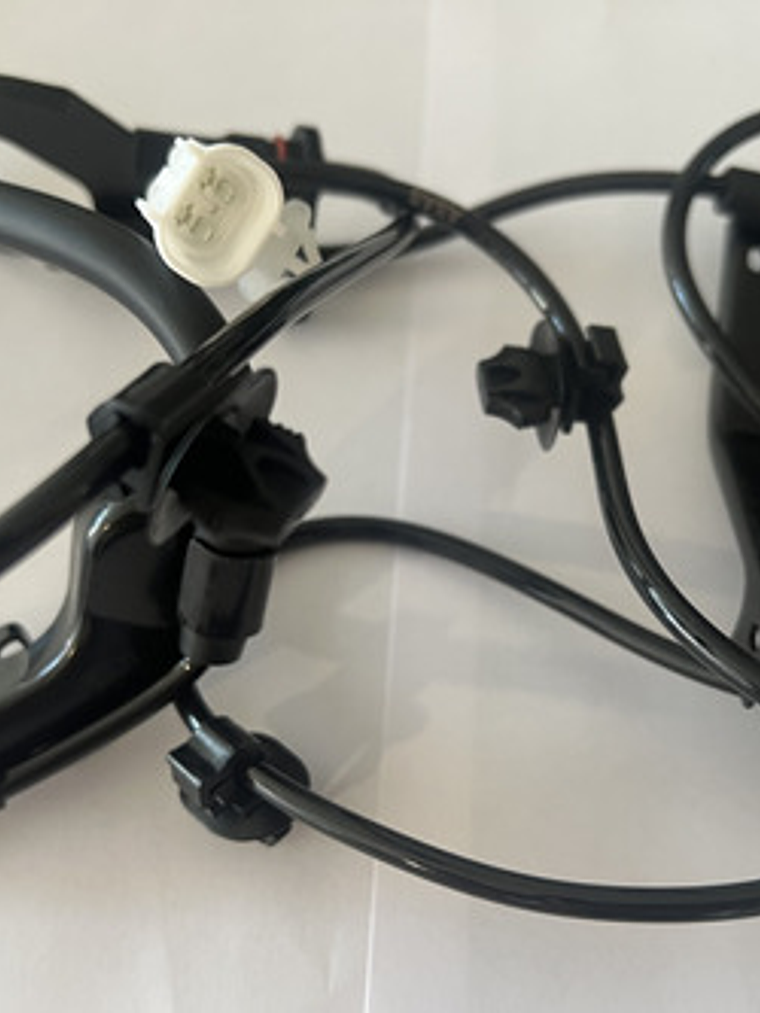 Sensor Abs Rueda Delantera Derecha Toyota Hilux 2016 2025 5