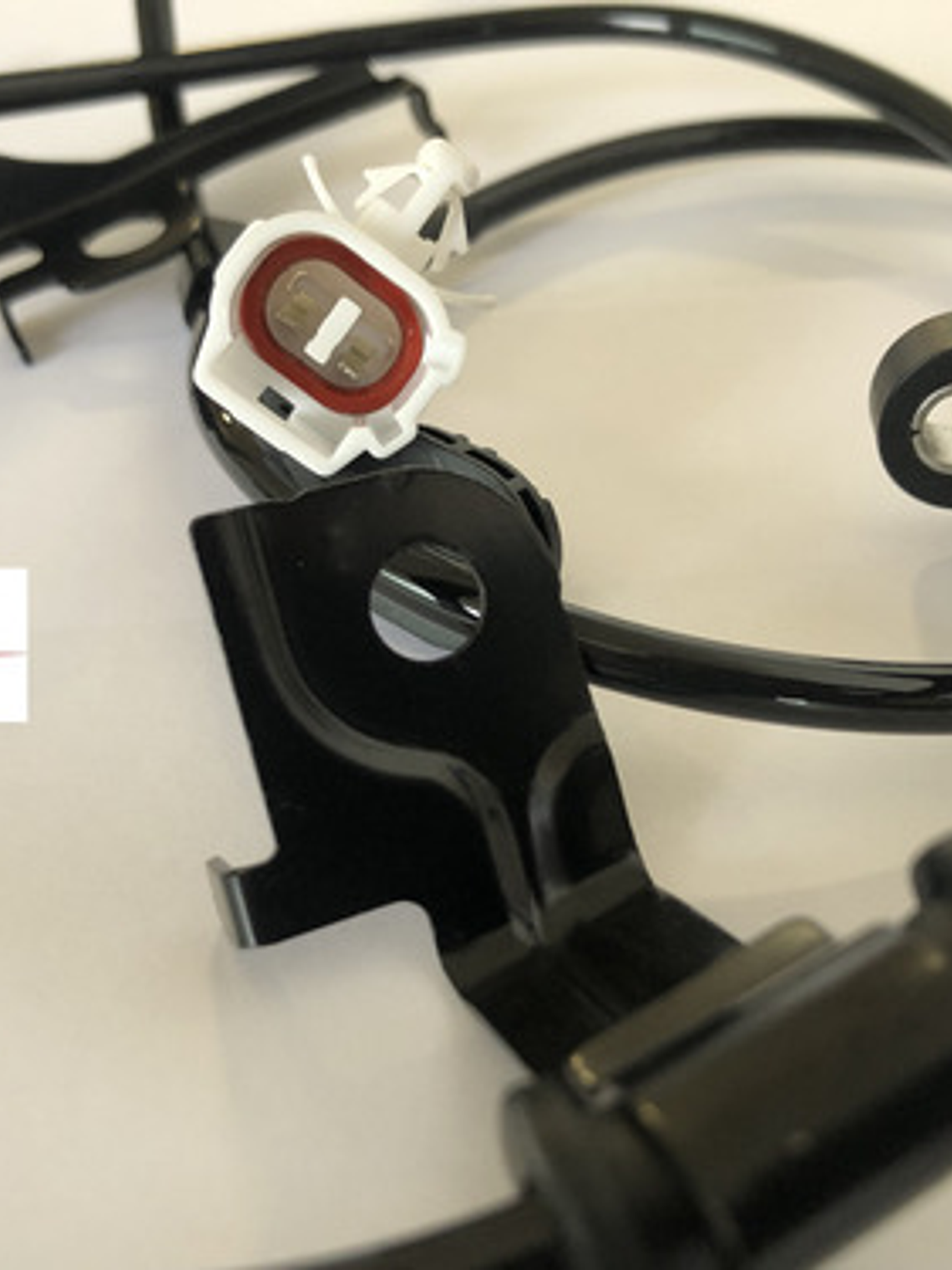 Sensor Abs Delantero Derecho Toyota Urban Cruiser Garantia 2