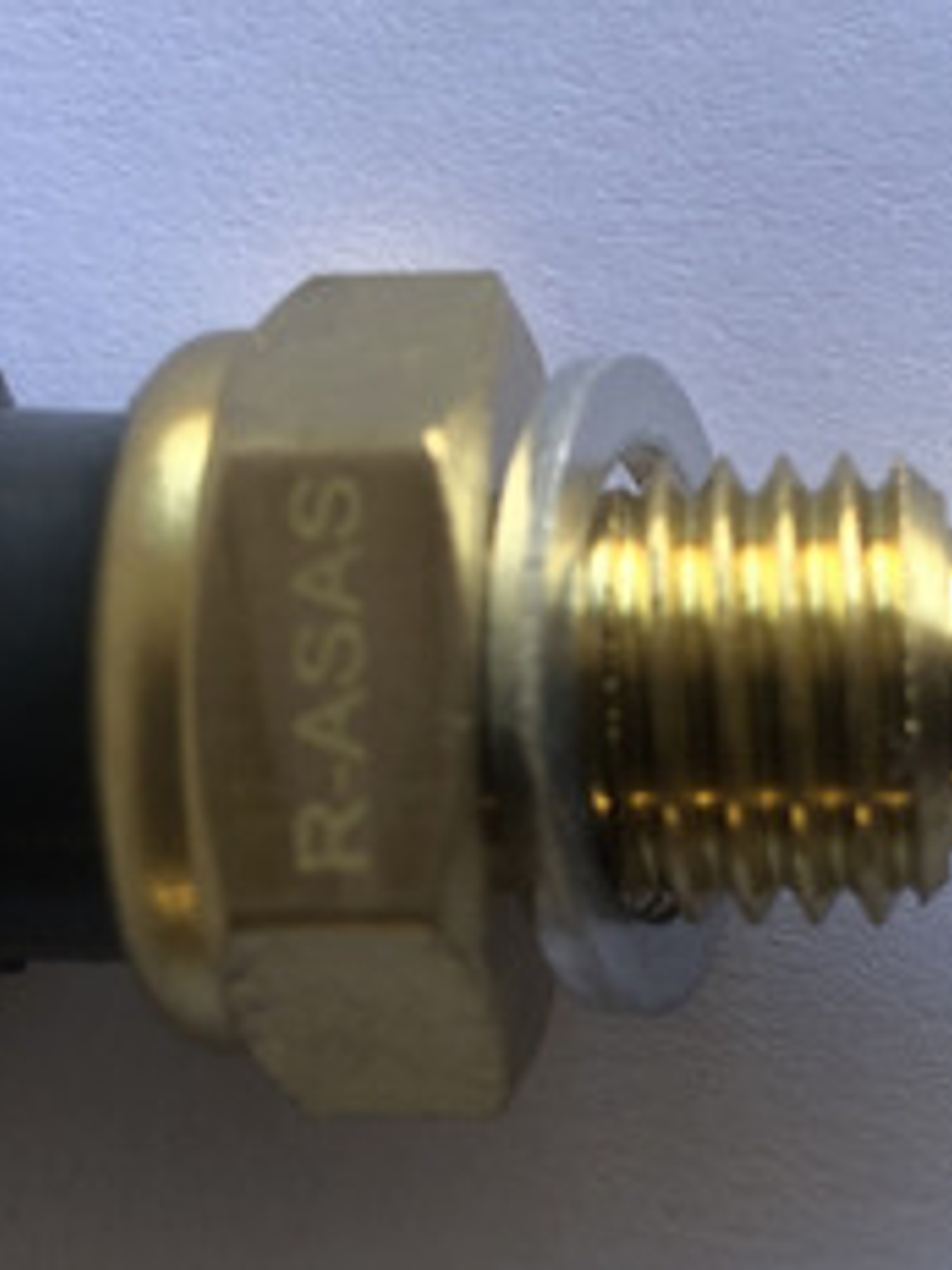 Sensor De Temperatura Refrigerante Mazda 323, 626, Bt50 Gara 4