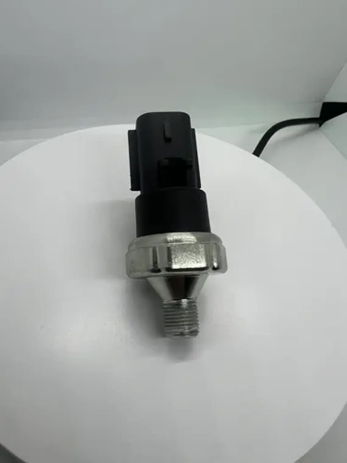 Sensor Presión De Aceite Mitsubishi Raider - Jeep Liberty Rm 3