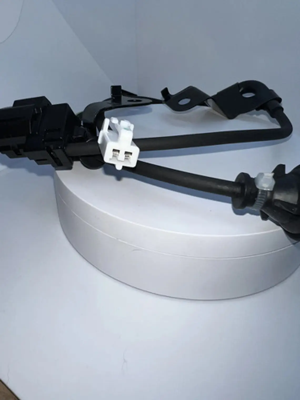Sensor Abs Trasero Derecho Toyota Yaris Garantia 3