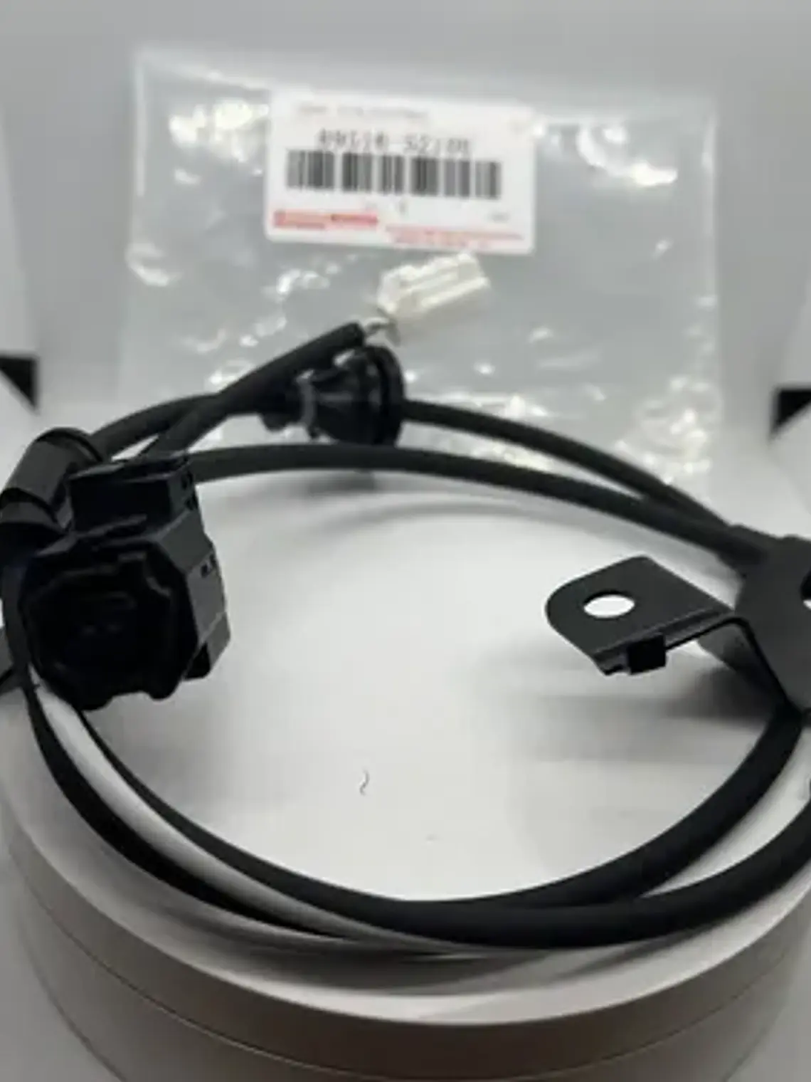 Sensor Abs Trasero Izquierdo Toyota Yaris Original 4
