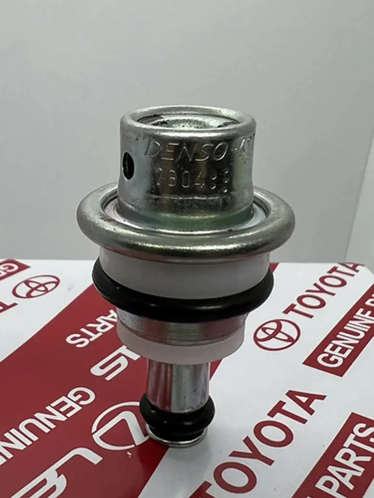 Regulador De Bencina Toyota Urban Urban Cruiser Siena Matrix 4