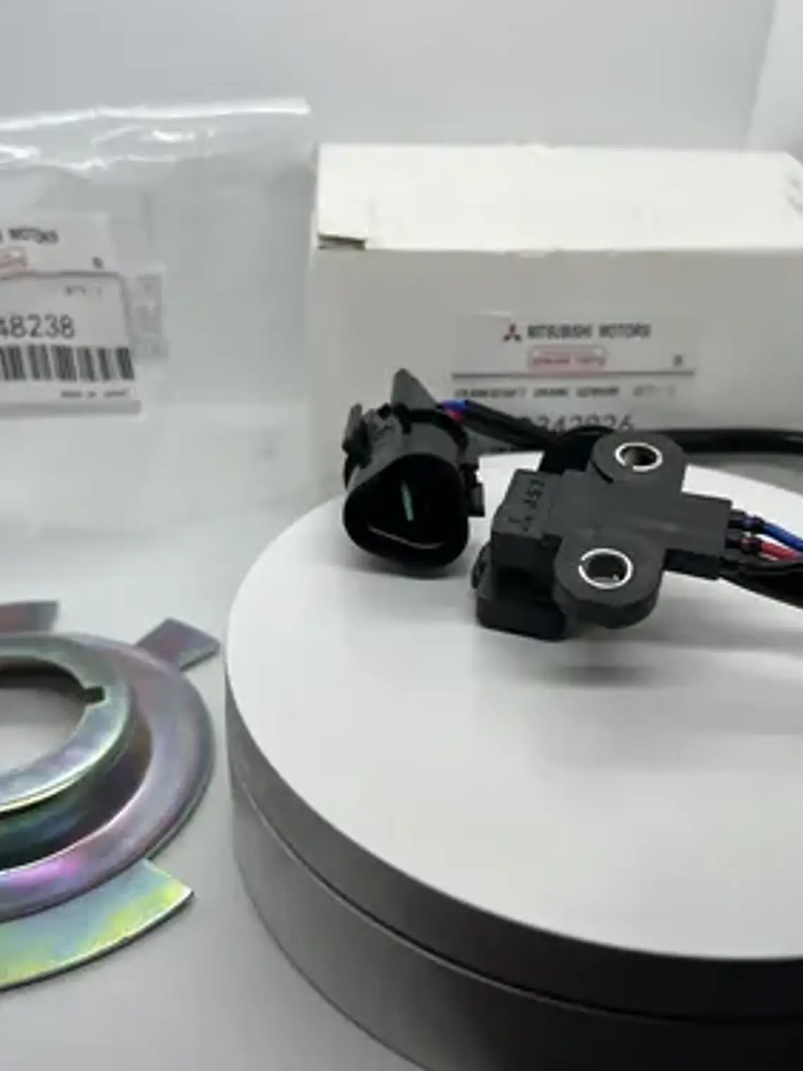 Sensor Ckp Posición Cigueñal Mitsubishi L300 Galant Origina 2
