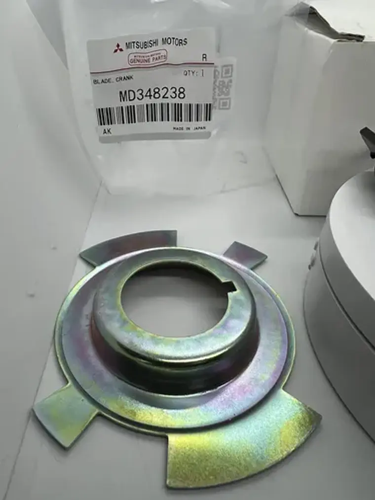 Sensor Ckp Posición Cigueñal Mitsubishi L200 2.5 Original. 4
