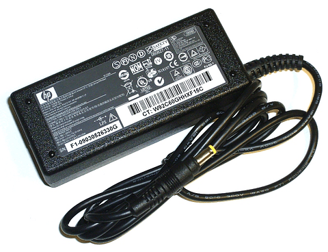 Cargador Original HP 60W 18.5V 3. 380467-003