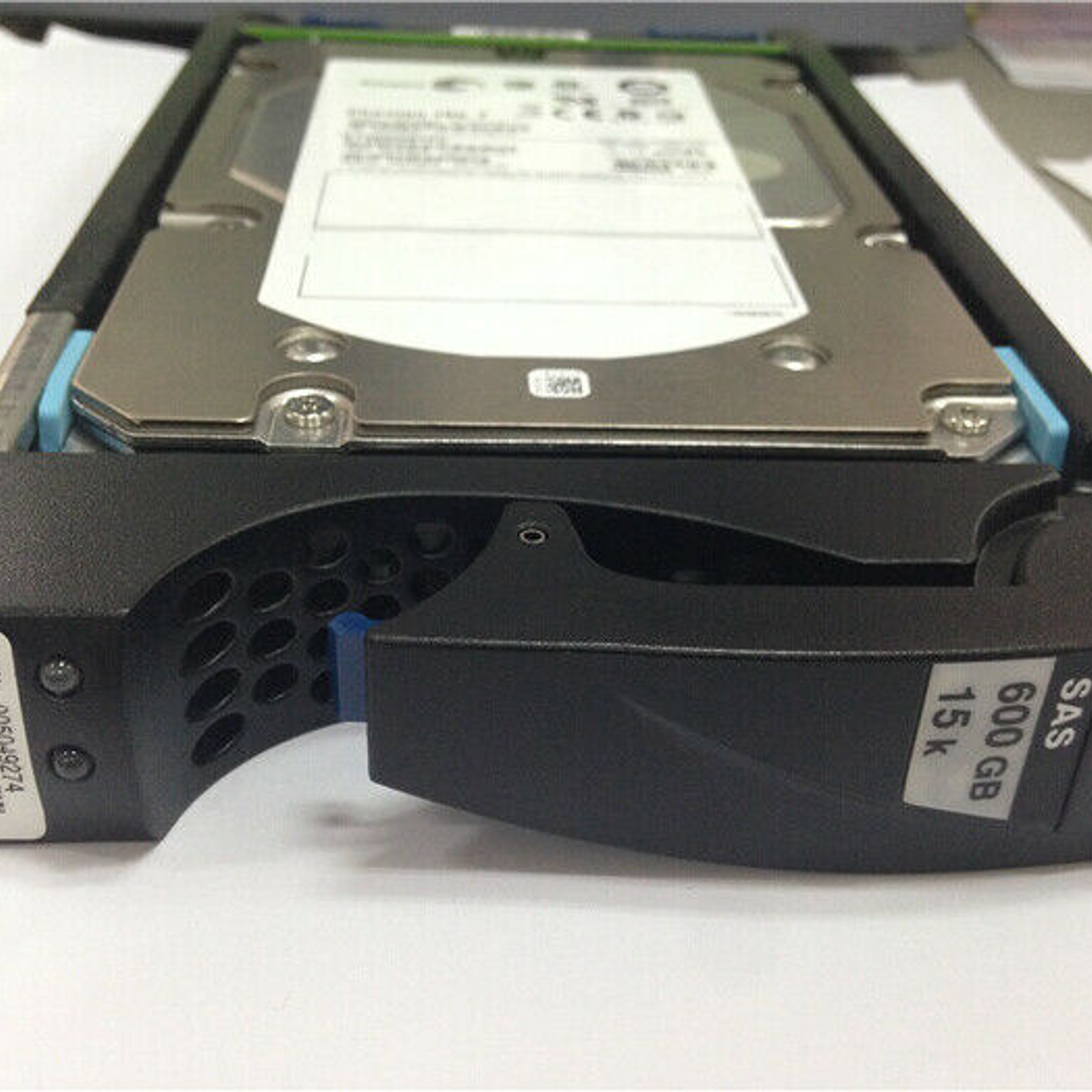 Hdd 600Gb 6G 15K 3.5 0 005049274 1