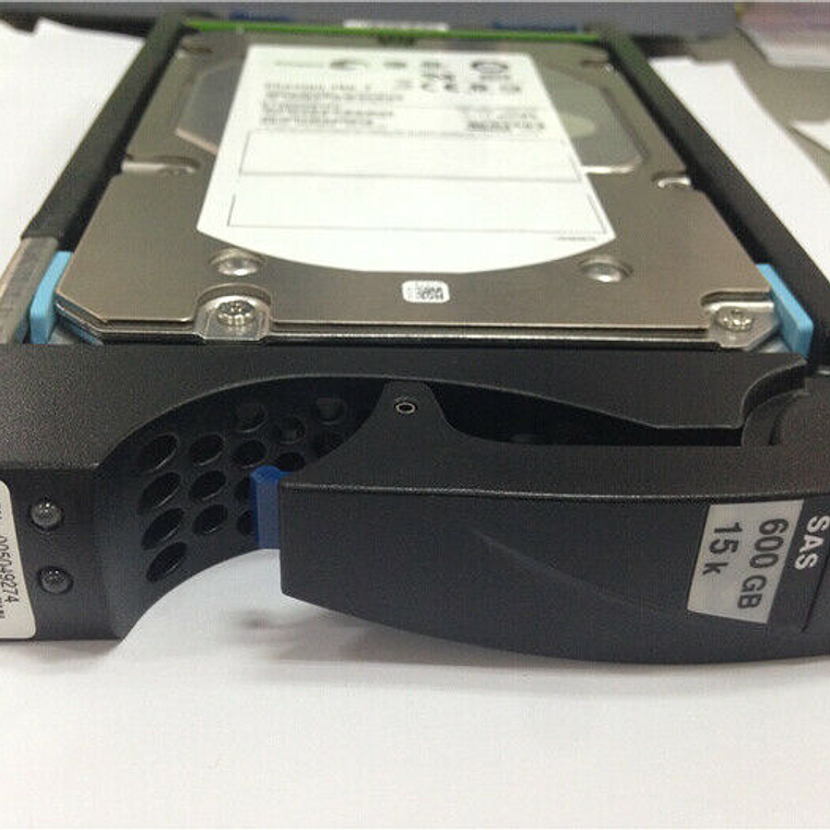 Hdd 600Gb 6G 15K 3.5 0 005049274 1