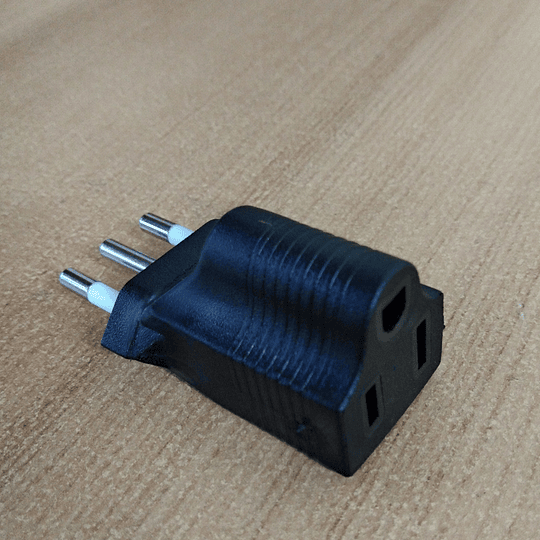 Adaptador Enchufe Americano A Nac AS61002