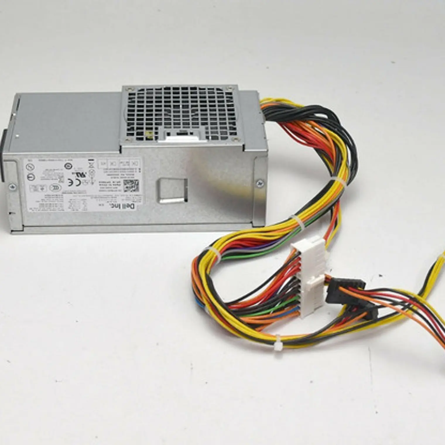 Fuente De Poder 80 Plus Gold Powe DPS-250AB-83A 1