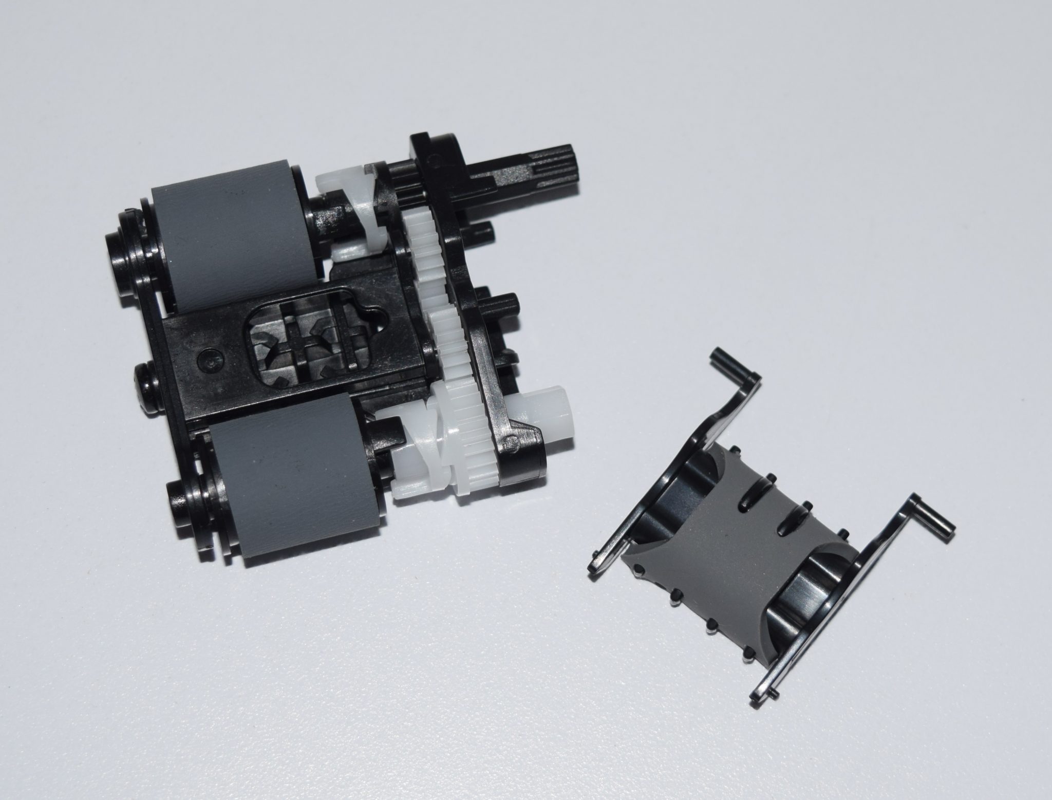 Adf Pick Roller Assembly B B3Q10-60105 1