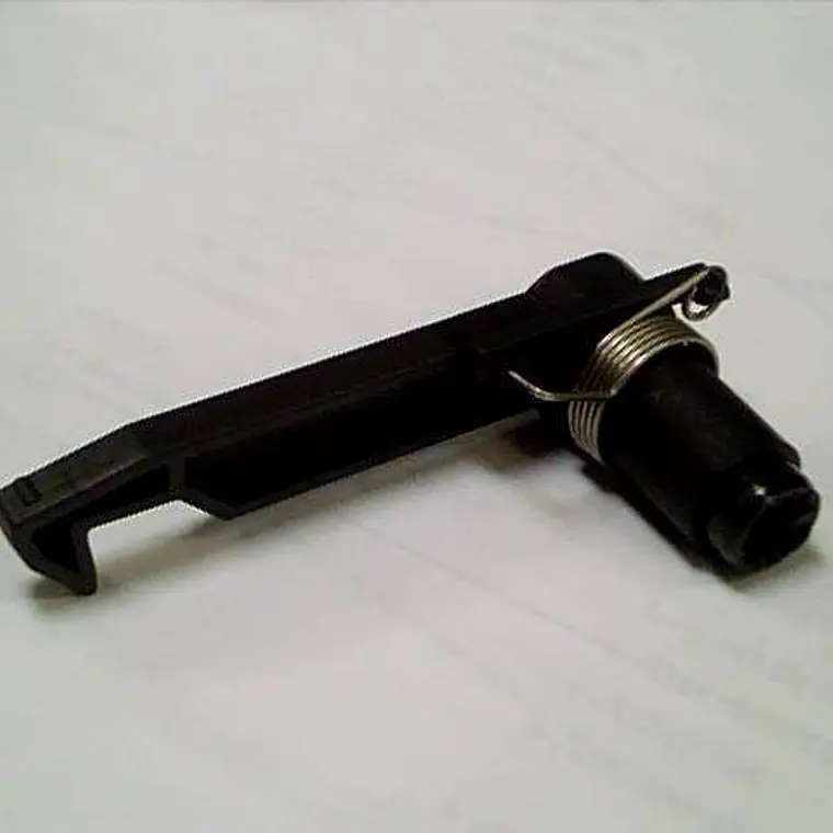 Latch Left R RC1-2498 1