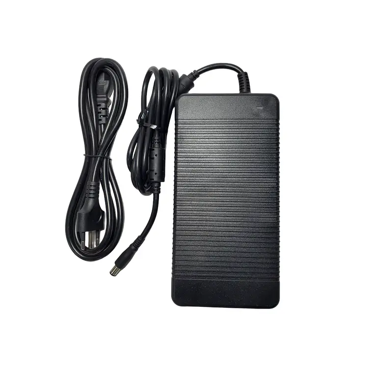 Cargador Dell Alienware 300W 19.5V 16.9A Pin Central 7.4x5.0mm, M11x, M1 M17, M18-R2, DA330PM111  1