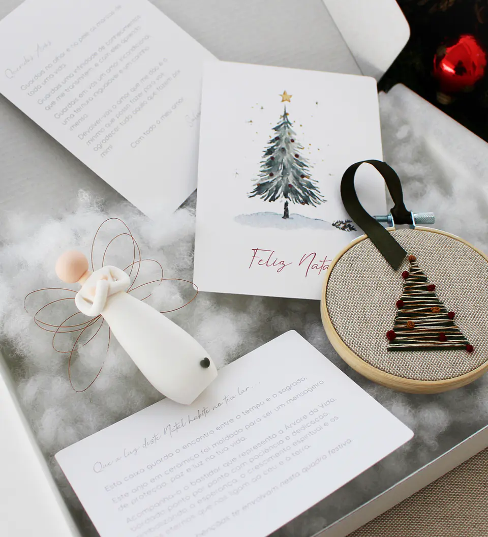 Gift Box de Natal - Anjo e Bastidor Bordado à Mão 1