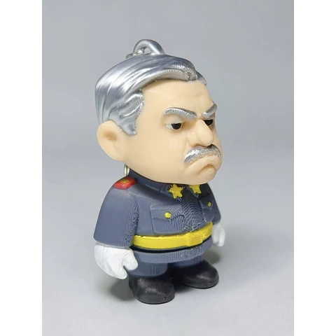 Llavero en Figura Articulada de Augusto Pinochet
