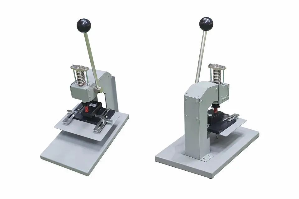 Maquina Perforaciones de Placas de Aluminio Sublimables T-25123 3