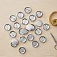 Pack de 100 Chapitas Metálicas de 56 mm Alfiler - Miniatura 2