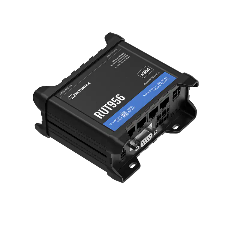 RUT956﻿ - ROUTER CELULAR INDUSTRIAL 8