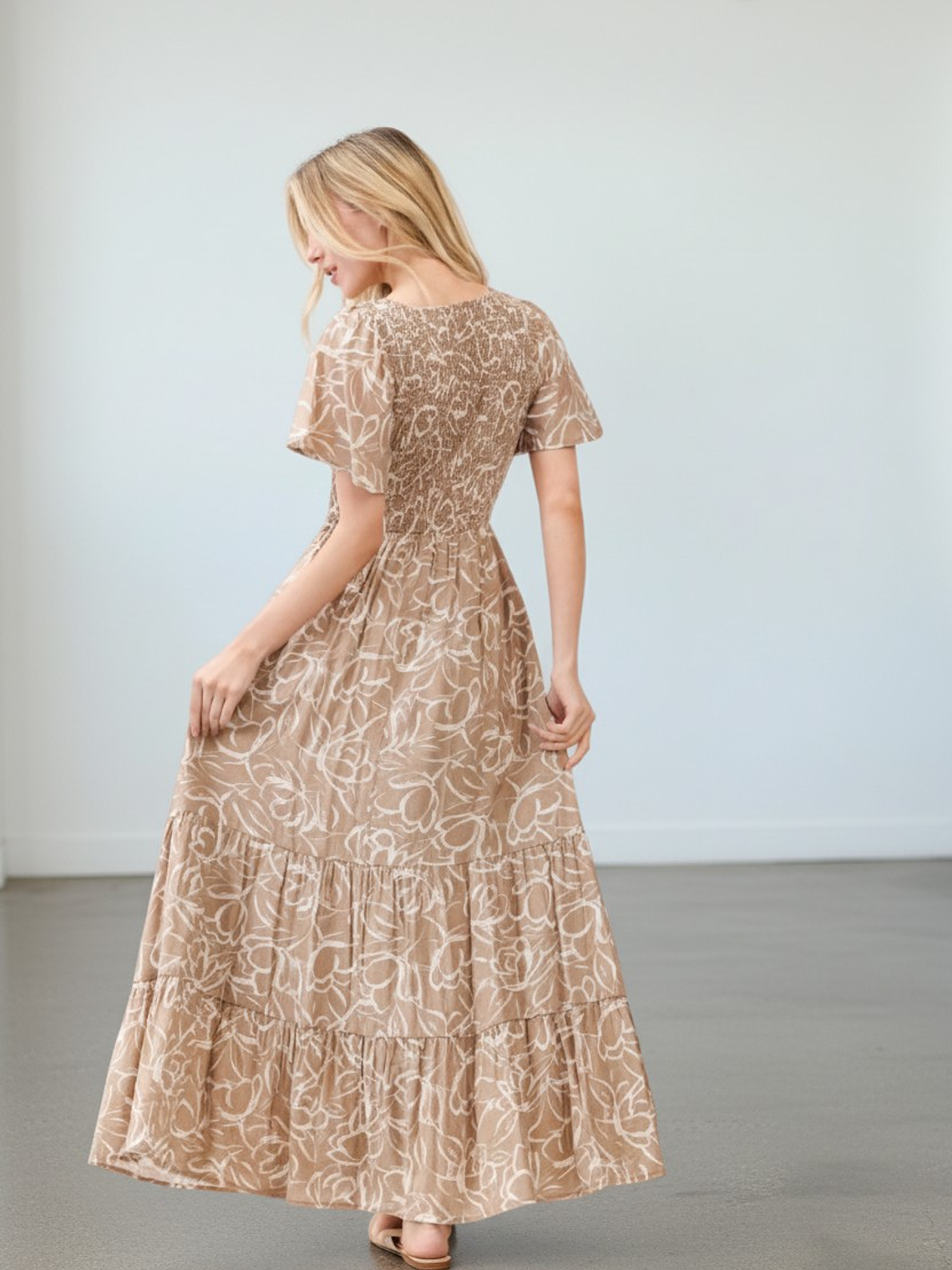 Vestido Midi Taupe 3