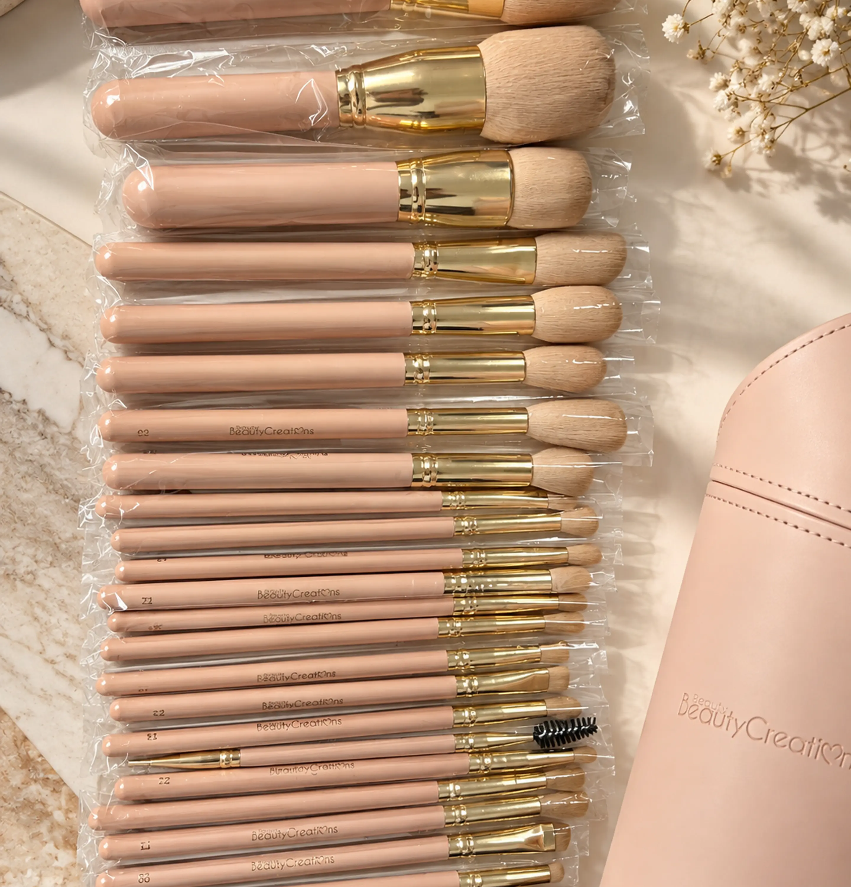 Set Beauty Creations 24 Brochas 2