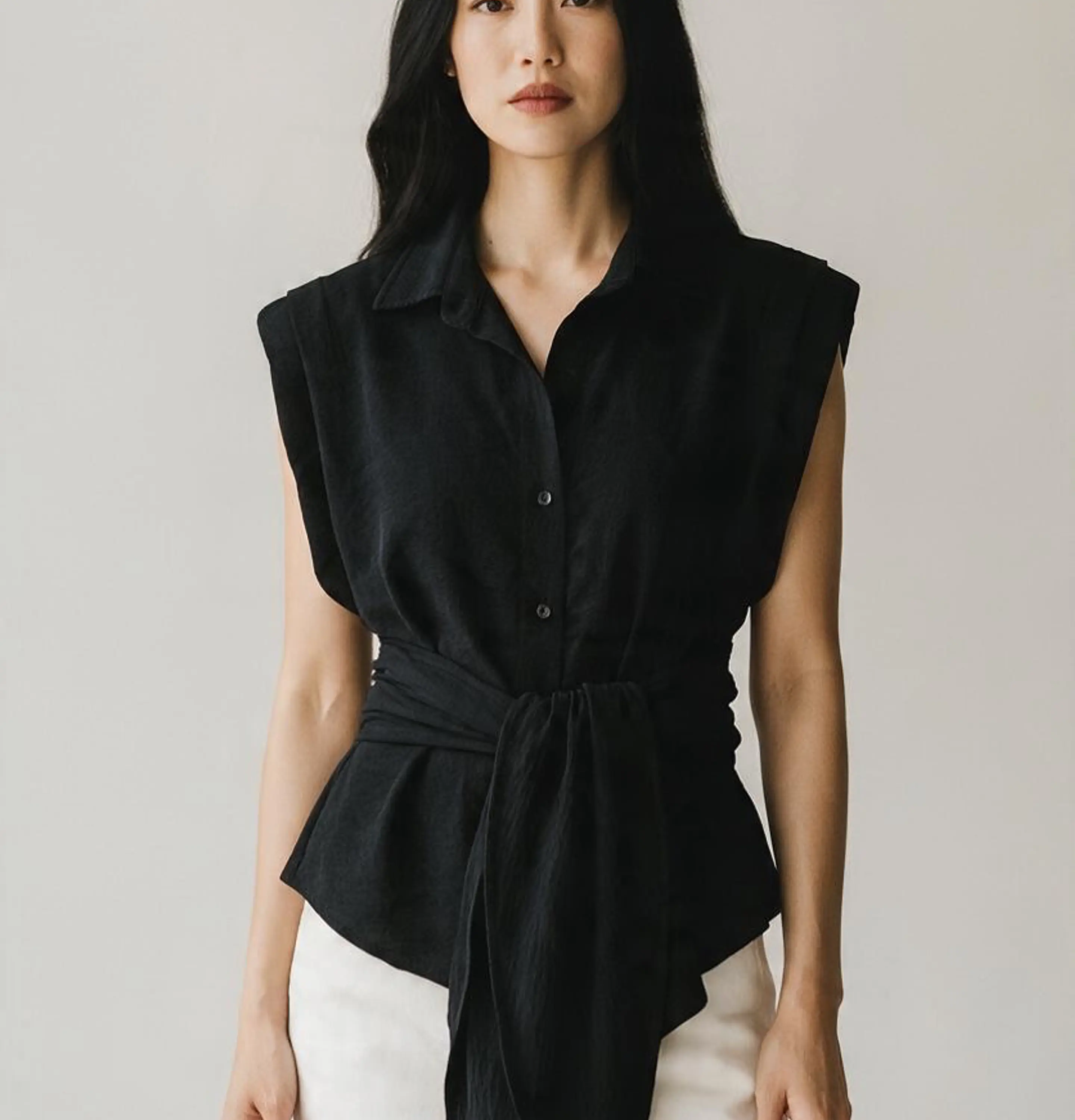 Blusa con hombreras M 1