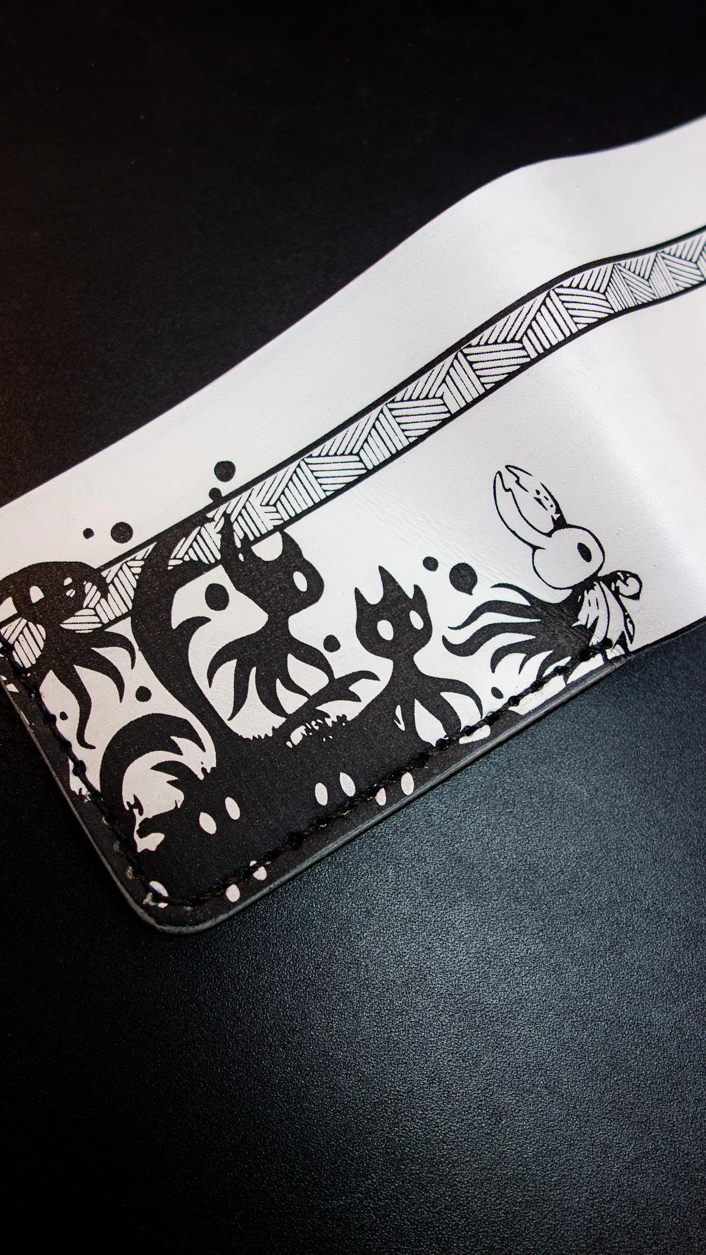 Billetera de Cuero Conceptual – Hollow Knight 5