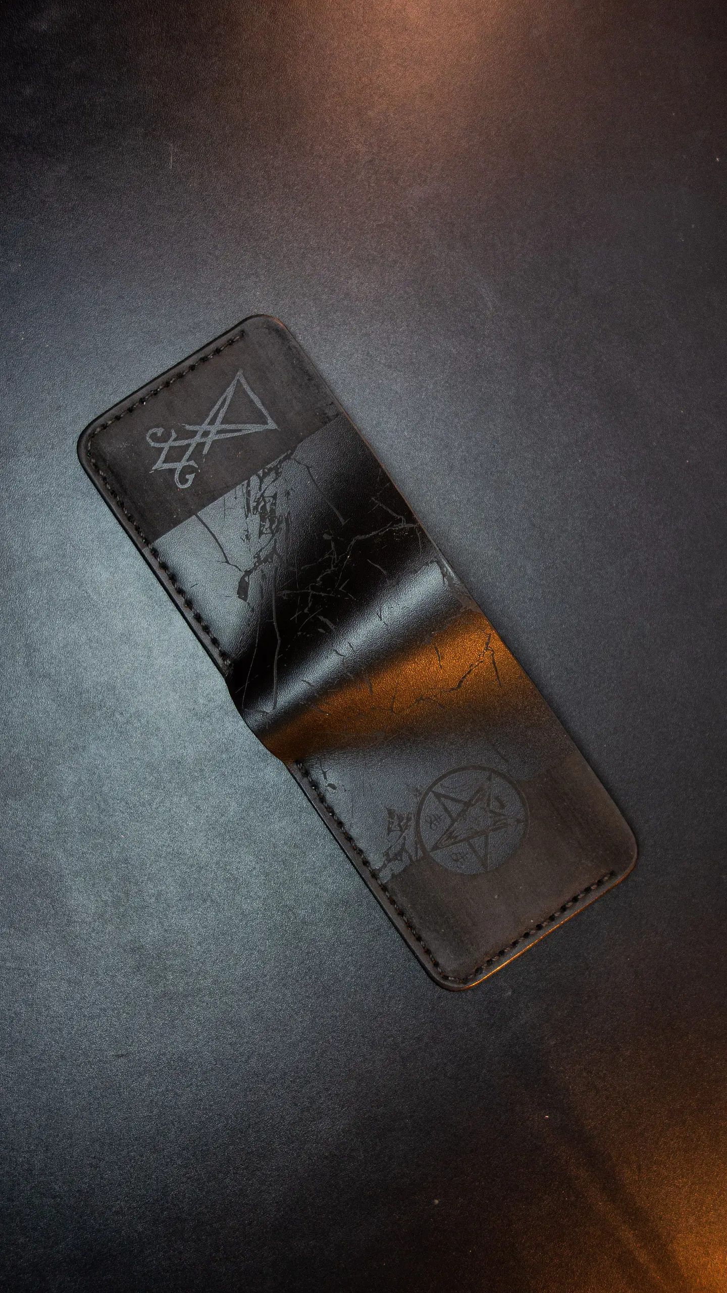 BILLETERA DE CUERO / DIABLO / BELCEBU / CARTERA / PORTA DOCUMENTO 2