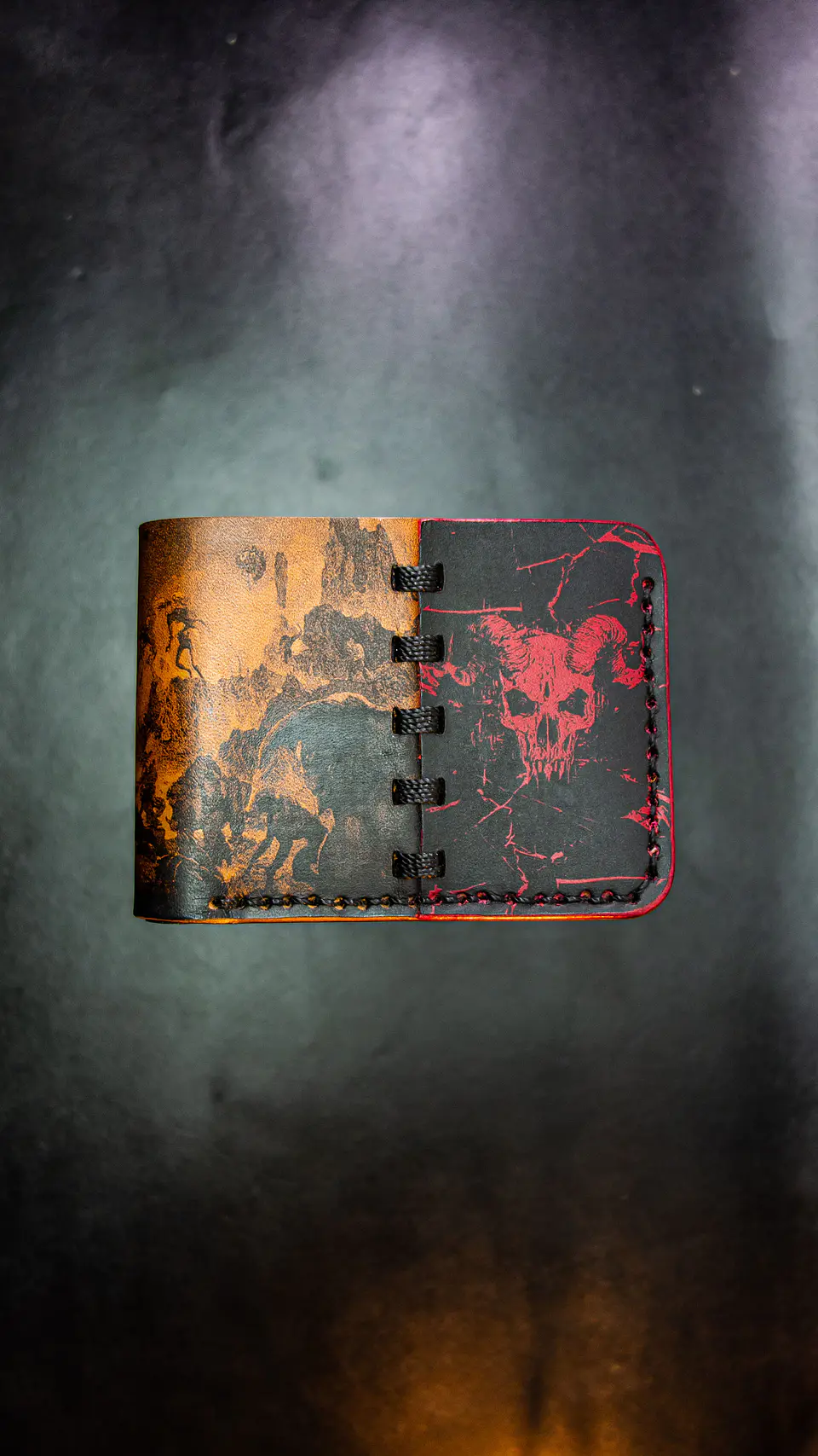 Billetera de Cuero Conceptual – Homenaje a DOOM 1