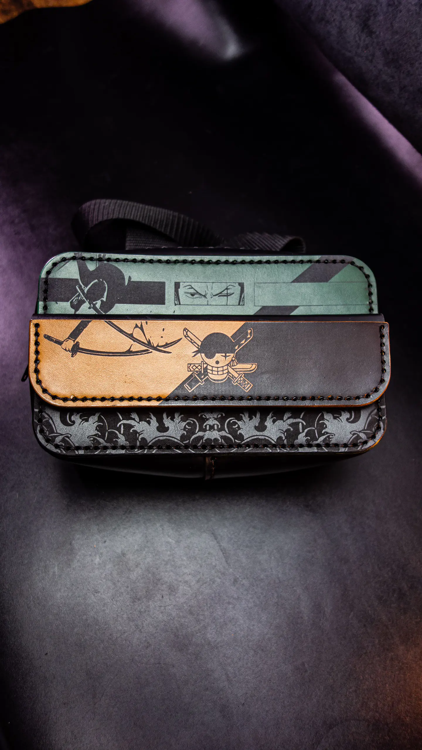 Bolso de Cuero Conceptual – Zoro | One Piece ⚔️🔥 1