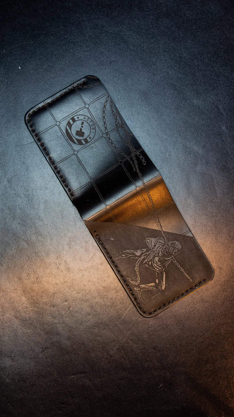 Billetera de Cuero Conceptual - IRON MAIDEN: PIECE OF MIND 2