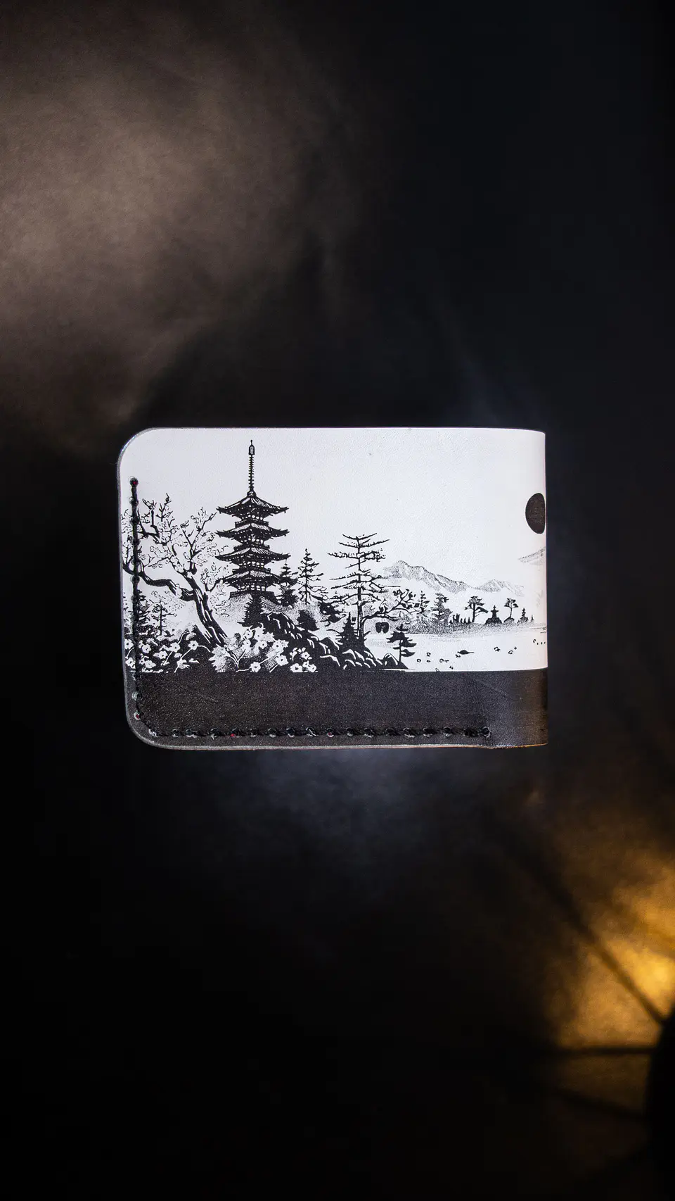 Billetera “Monte Fuji” – Paisaje Ukiyo-e Grabado en Cuero 9