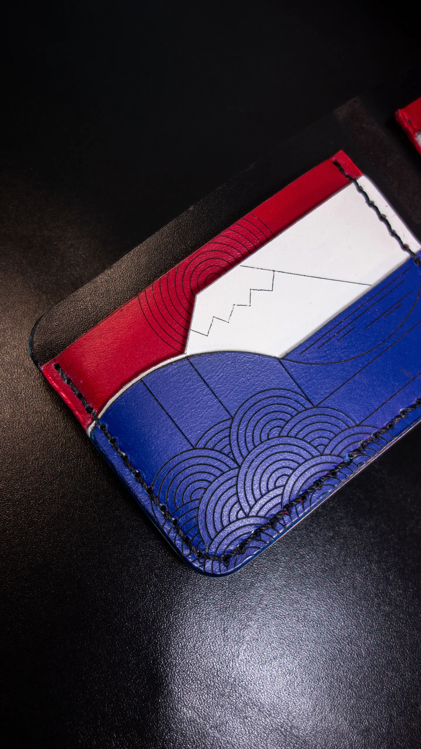Billetera “Monte Fuji” – Paisaje Ukiyo-e Grabado en Cuero 5