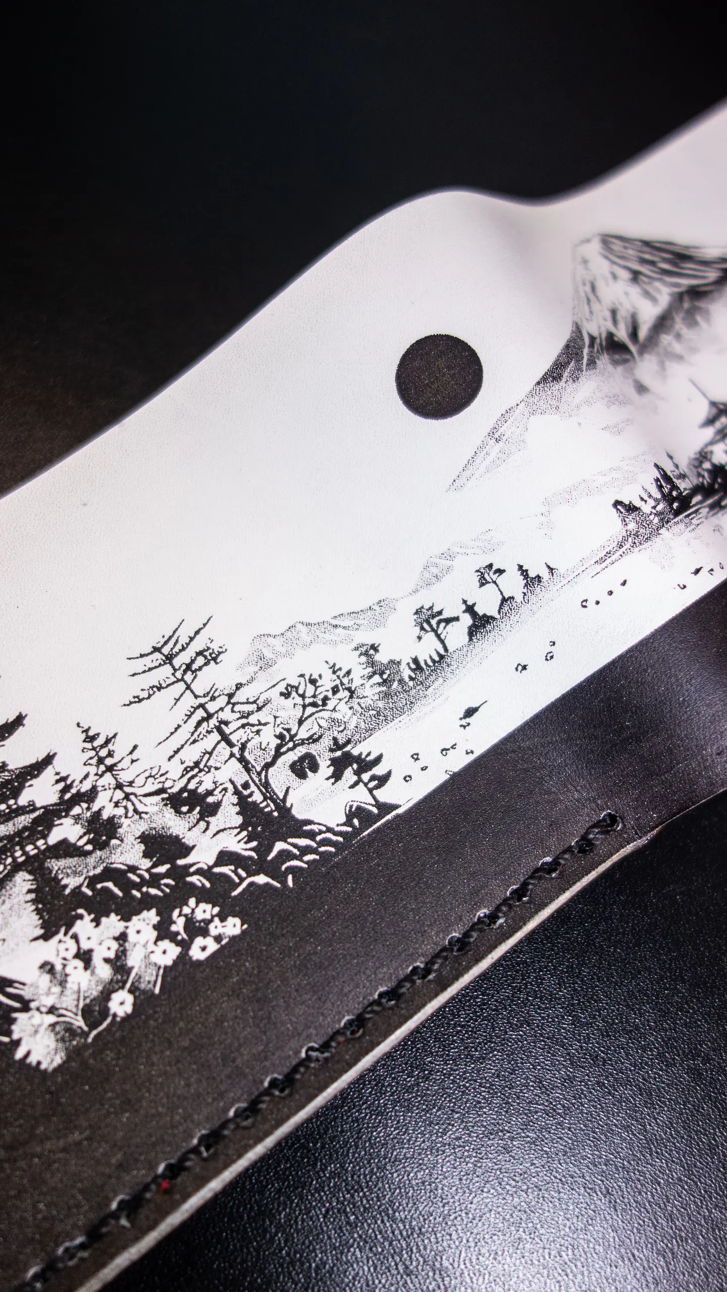 Billetera “Monte Fuji” – Paisaje Ukiyo-e Grabado en Cuero 11